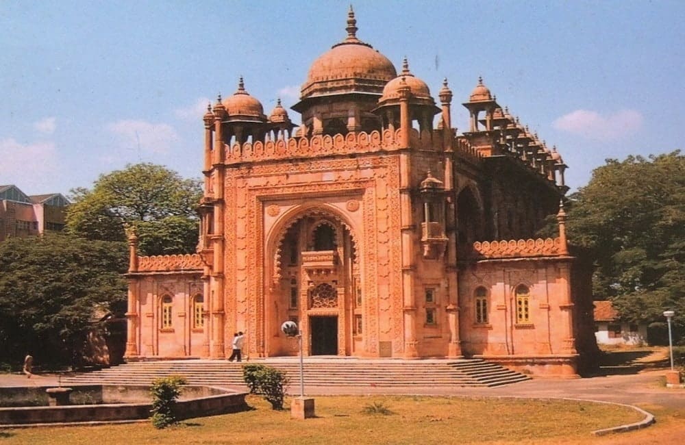 Places to Visit in Chennai 17 Places to Visit in Chennai