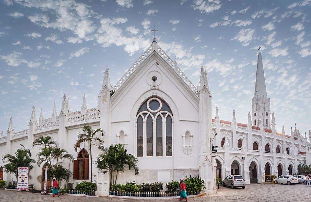 Places to Visit in Chennai 6 Santhome Cathedral Basilica