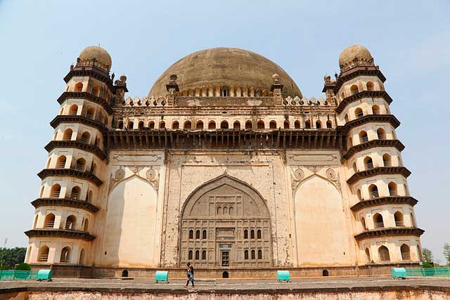 Top 6 Places To Visit In Bijapur