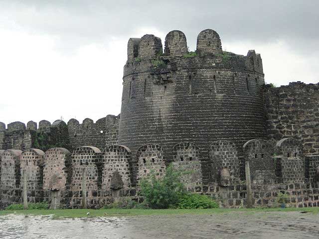 Top 4 Places To Visit In Gulbarga (Kalburgi)