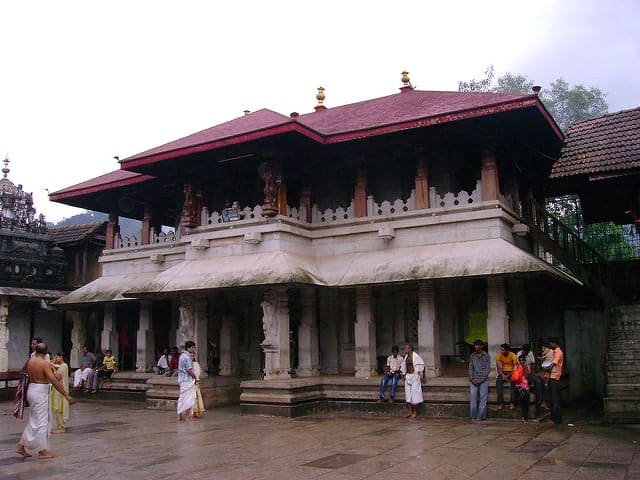 10 Most Famous Temples of Karnataka