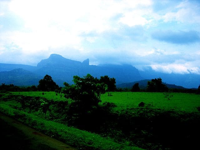 A Complete Tour Guide To Malshej Ghat Hill Station
