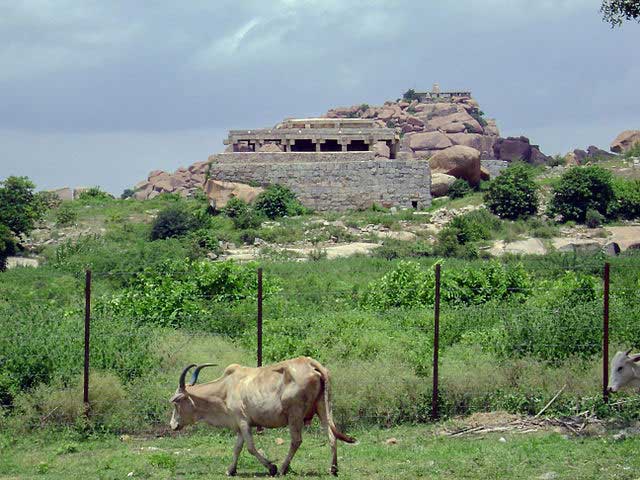 Matunga Hill, Hampi: A Hidden Gem in Karnataka